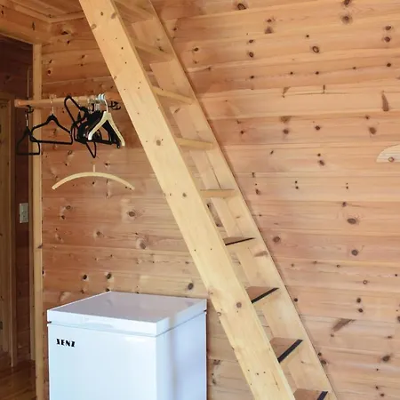 2 Bedroom Cozy In Vallavik Dom wakacyjny Vangsbygd