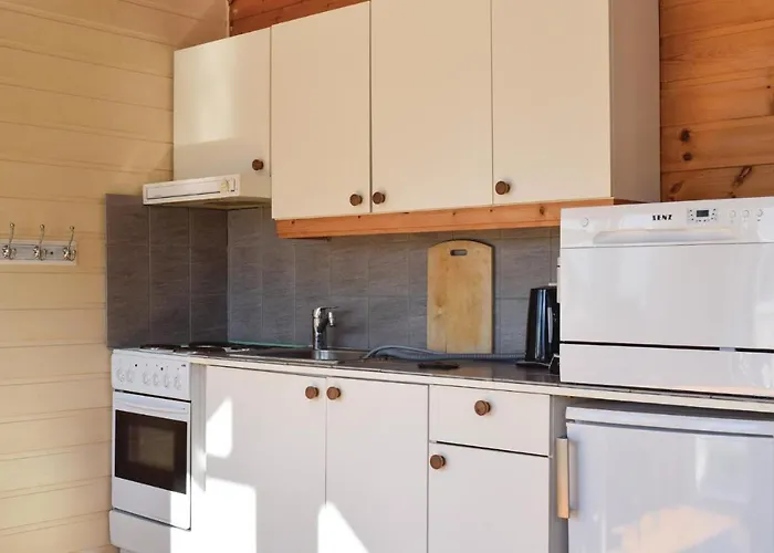 3 Bedroom Lovely In Vallavik Hébergement de vacances
